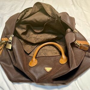 Jump Paris Travel Duffel Bag Faux Leather Map Lining Shoulder Strap Lock Key